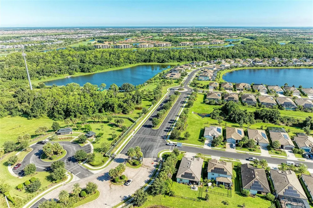 17009 POLO TRAIL Bradenton, FL 34211