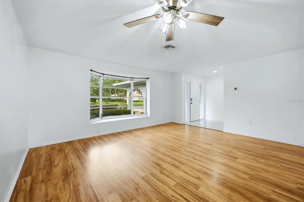 125 MIMOSA DRIVE Sarasota, FL 34232