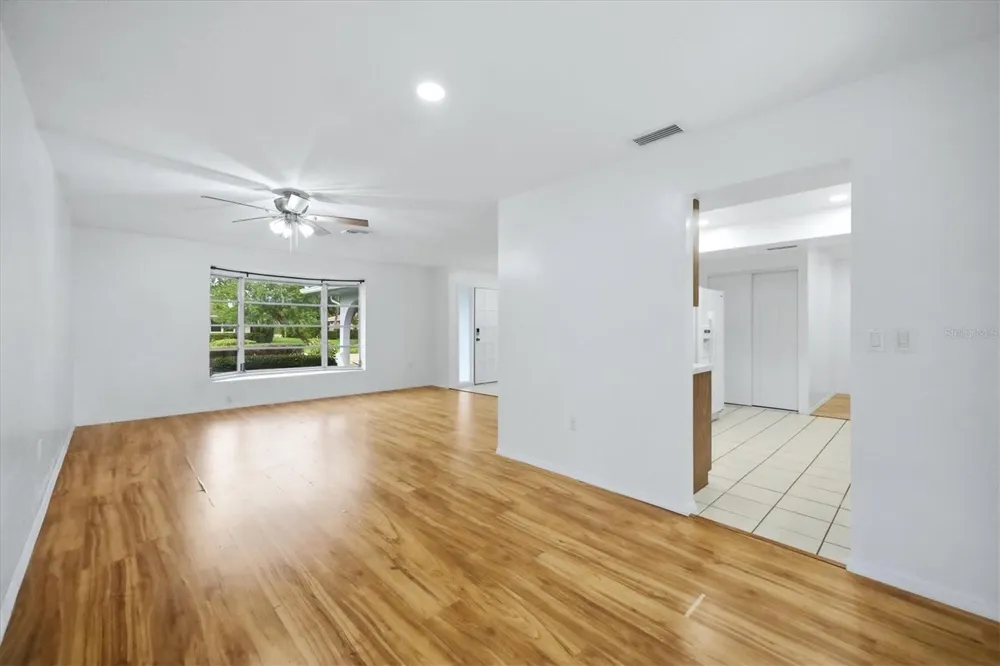 125 MIMOSA DRIVE Sarasota, FL 34232