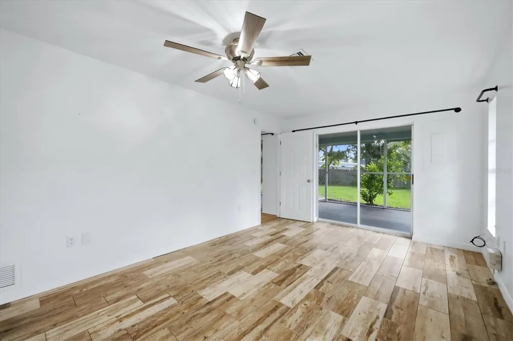 125 MIMOSA DRIVE Sarasota, FL 34232
