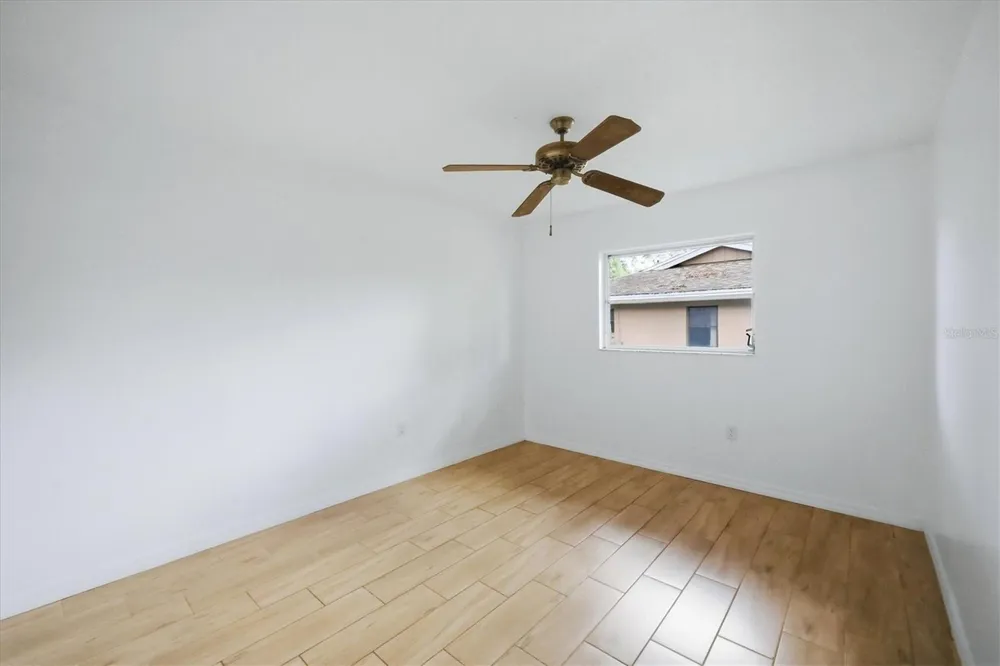 125 MIMOSA DRIVE Sarasota, FL 34232