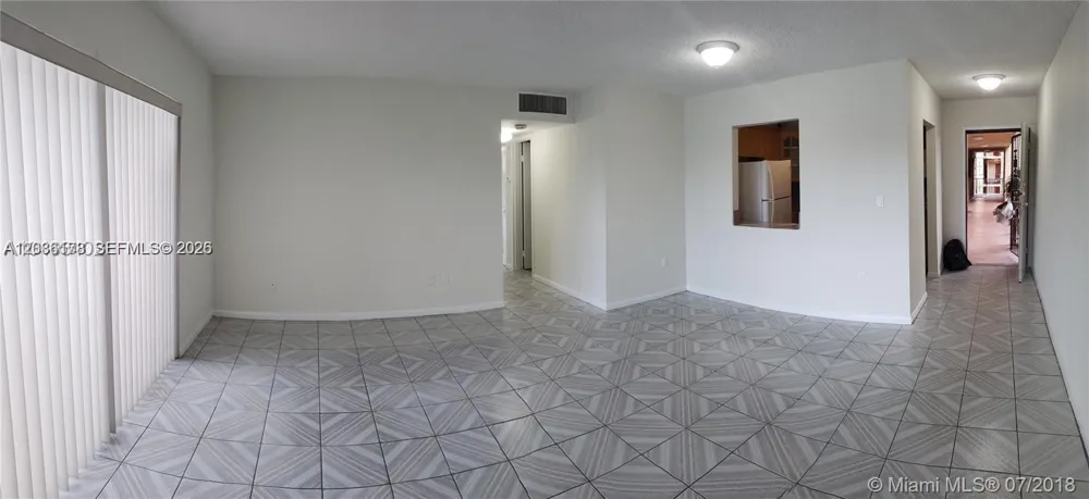 1325 W 68th St #214 Hialeah, FL 33014