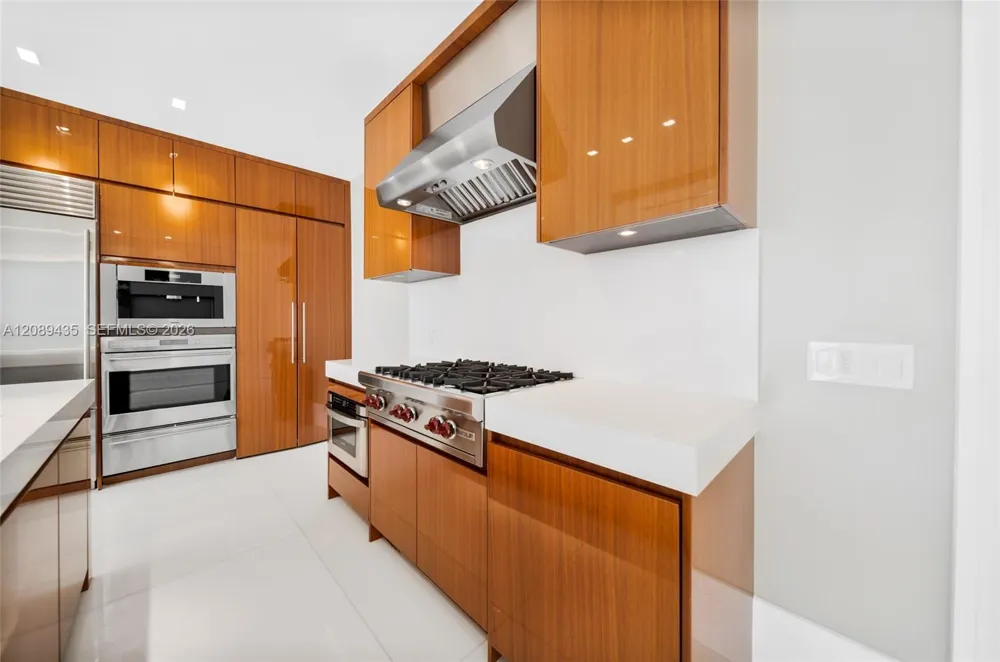 9701 Collins Ave #1405S Bal Harbour, FL 33154