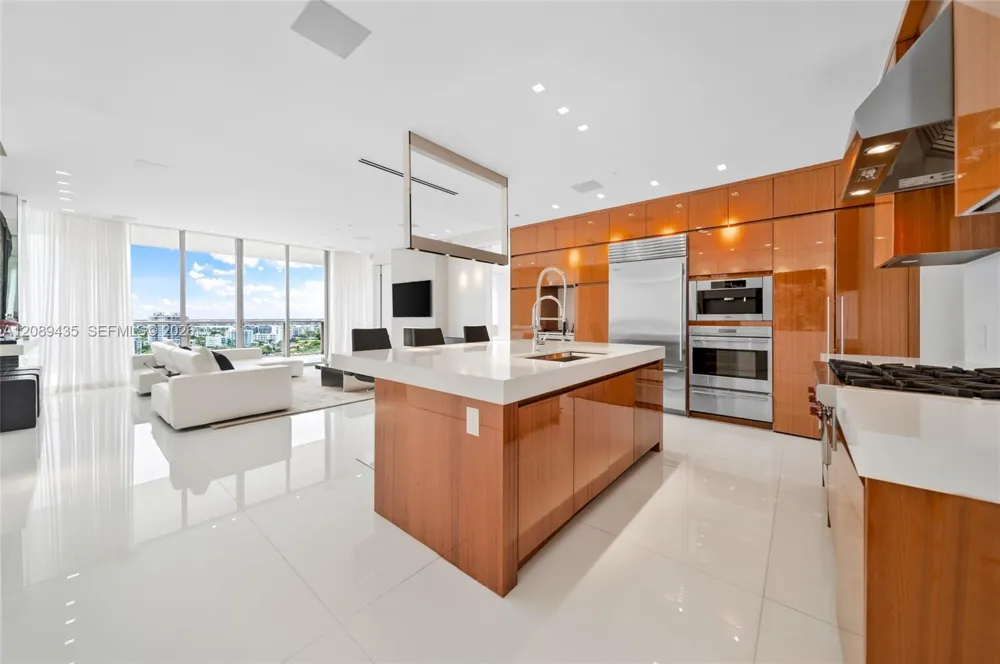 9701 Collins Ave #1405S Bal Harbour, FL 33154