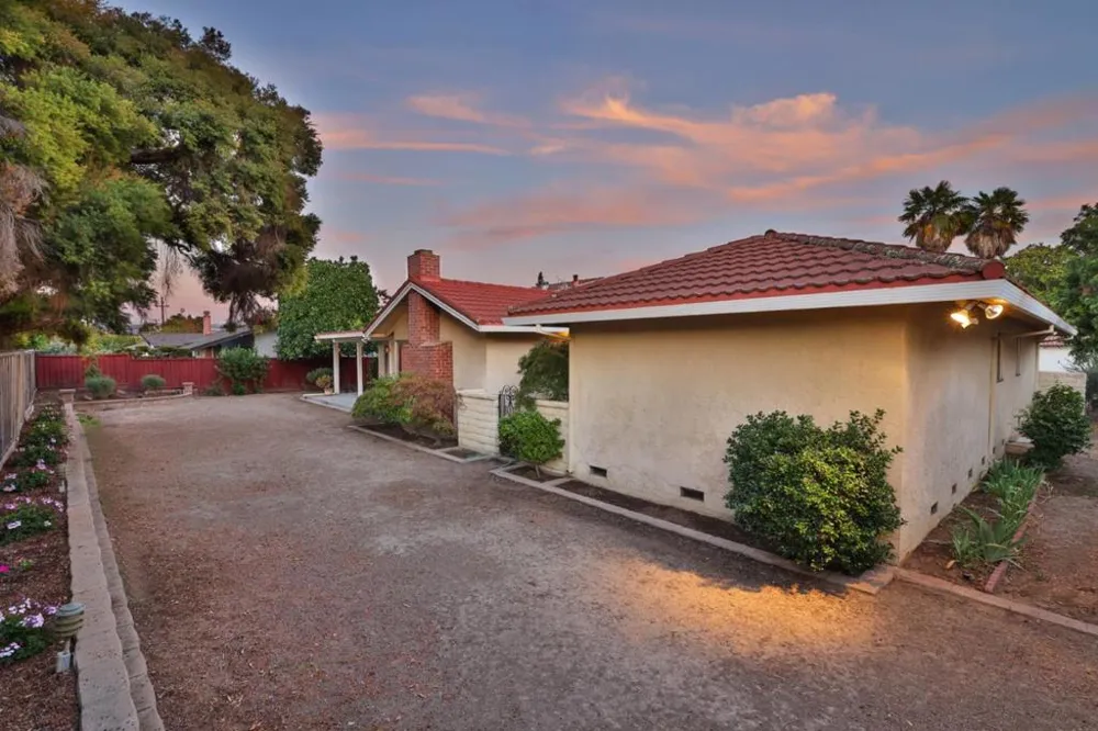 1437 Robsheal Drive San Jose, CA 95125