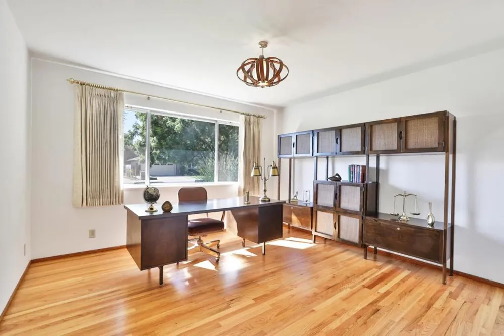 1437 Robsheal Drive San Jose, CA 95125