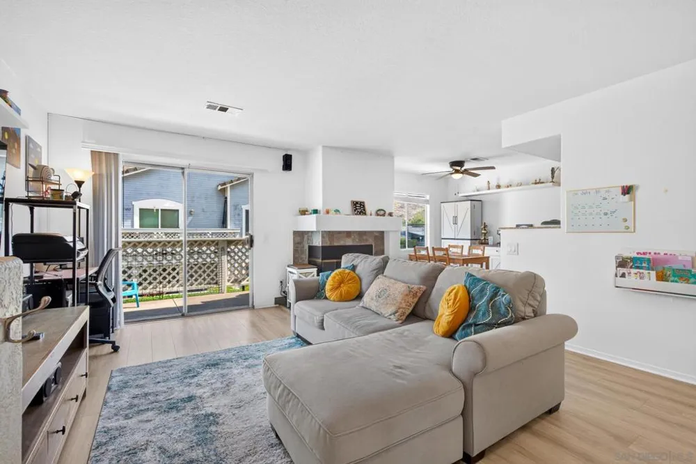 13945 Midland Road Poway, CA 92064