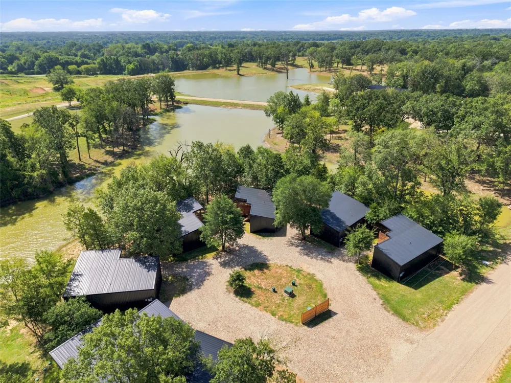 397 Vz County Road 3611 Edgewood, TX 75117