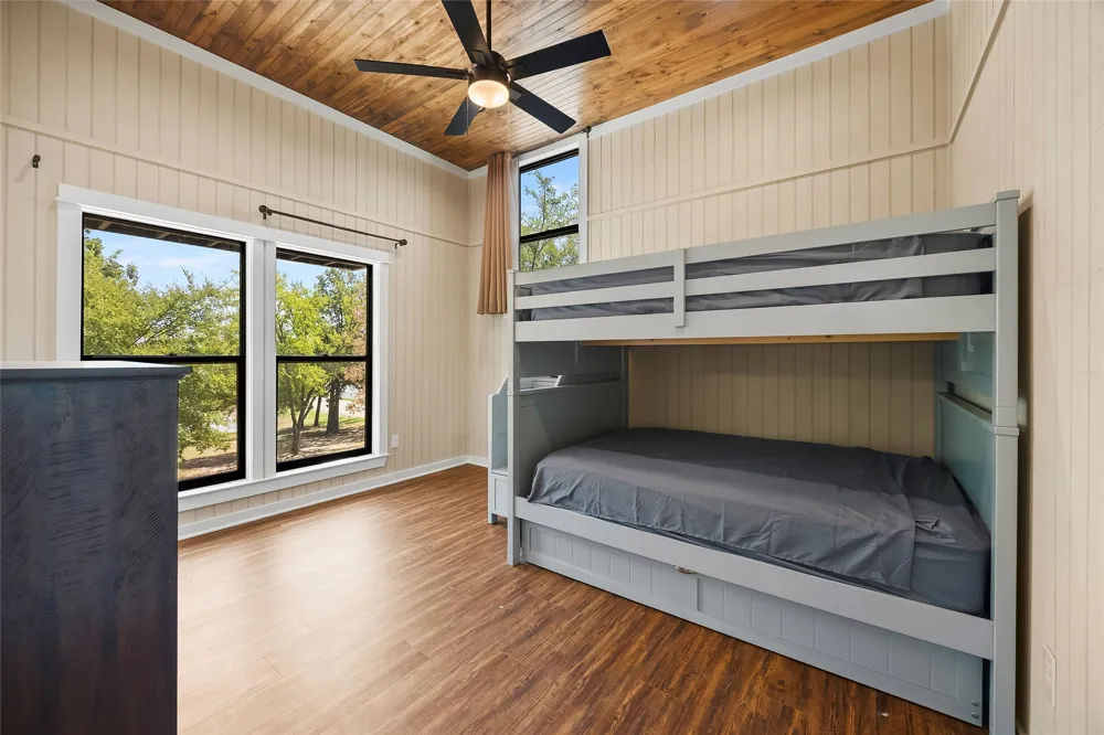 397 Vz County Road 3611 Edgewood, TX 75117