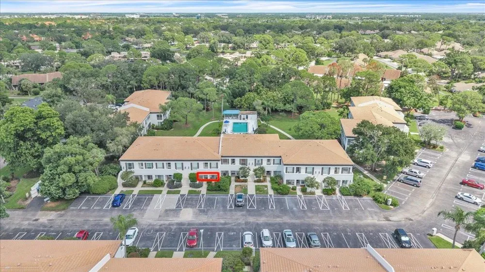 5209 WEDGEWOOD LANE #17 Sarasota, FL 34235