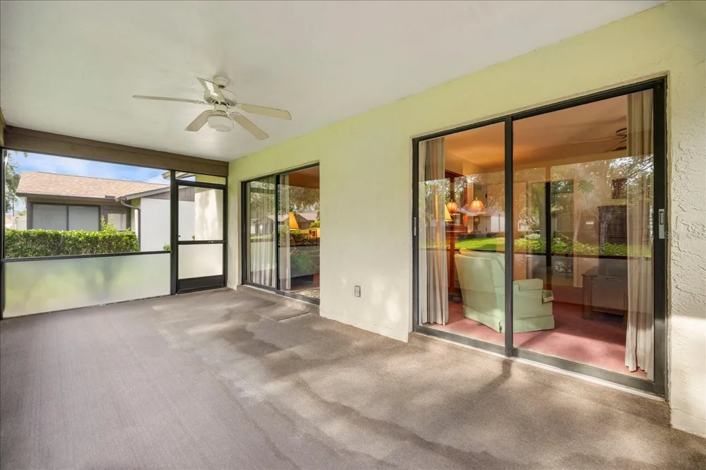 462 OAK HILL CIRCLE #5 Sarasota, FL 34232