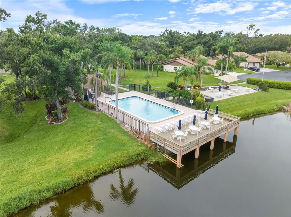 462 OAK HILL CIRCLE #5 Sarasota, FL 34232