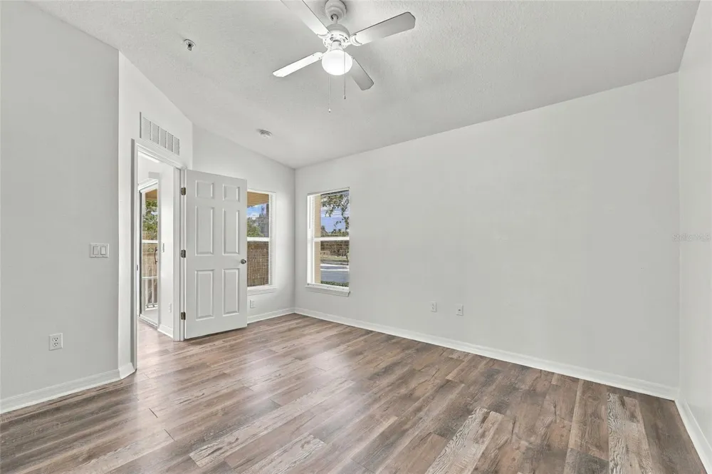 2718 CLUB CORTILE CIRCLE #B Kissimmee, FL 34746