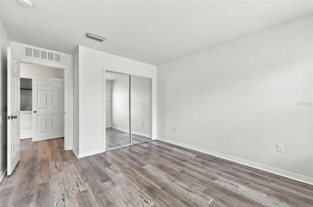 2718 CLUB CORTILE CIRCLE #B Kissimmee, FL 34746