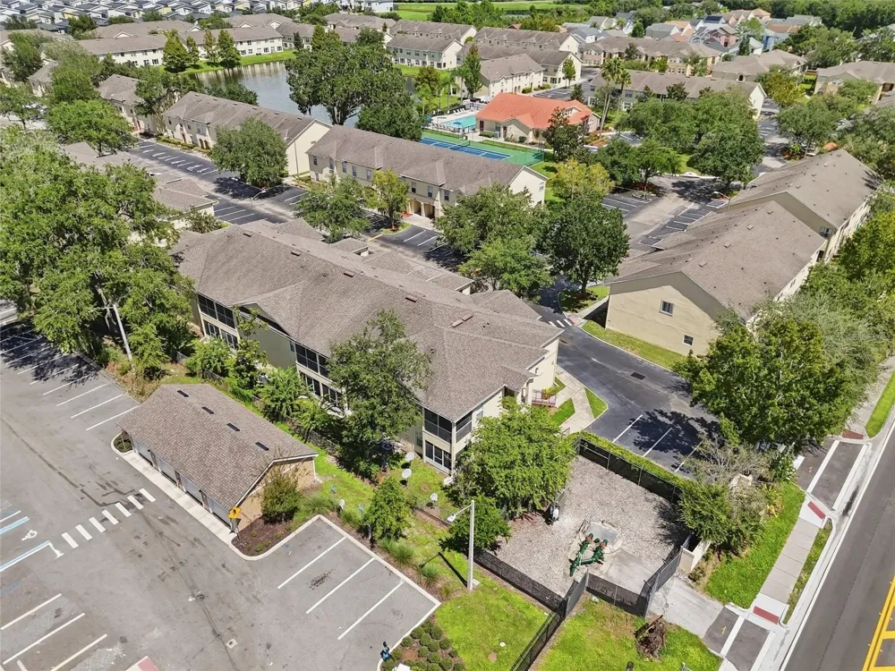 2718 CLUB CORTILE CIRCLE #B Kissimmee, FL 34746