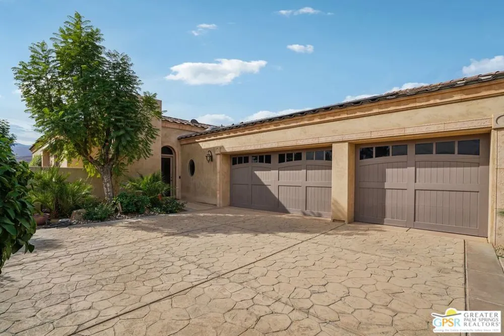 20 Clancy Lane Rancho Mirage, CA 92270