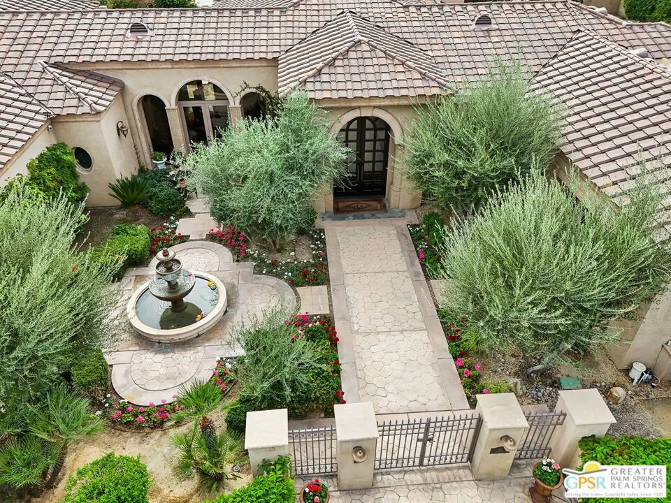 20 Clancy Lane Rancho Mirage, CA 92270