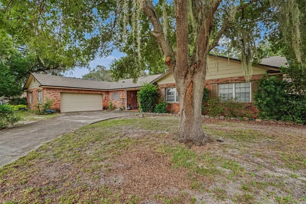3018 CULLEN LAKE SHORE DRIVE Belle Isle, FL 32812