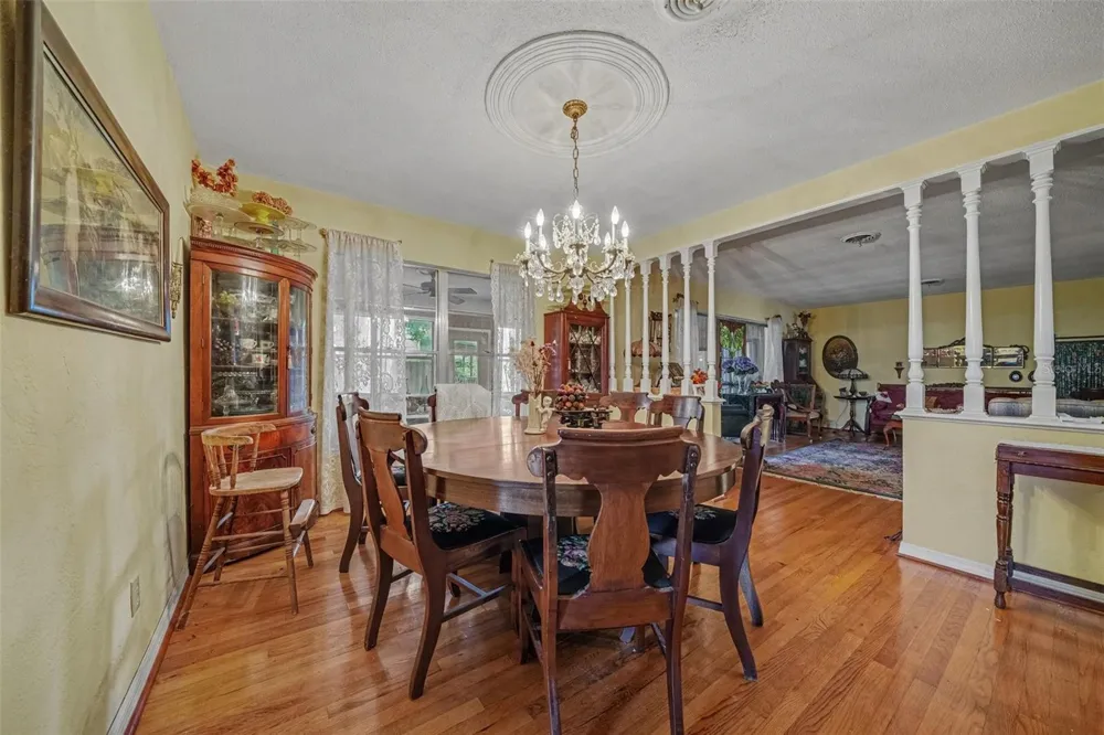 3018 CULLEN LAKE SHORE DRIVE Belle Isle, FL 32812