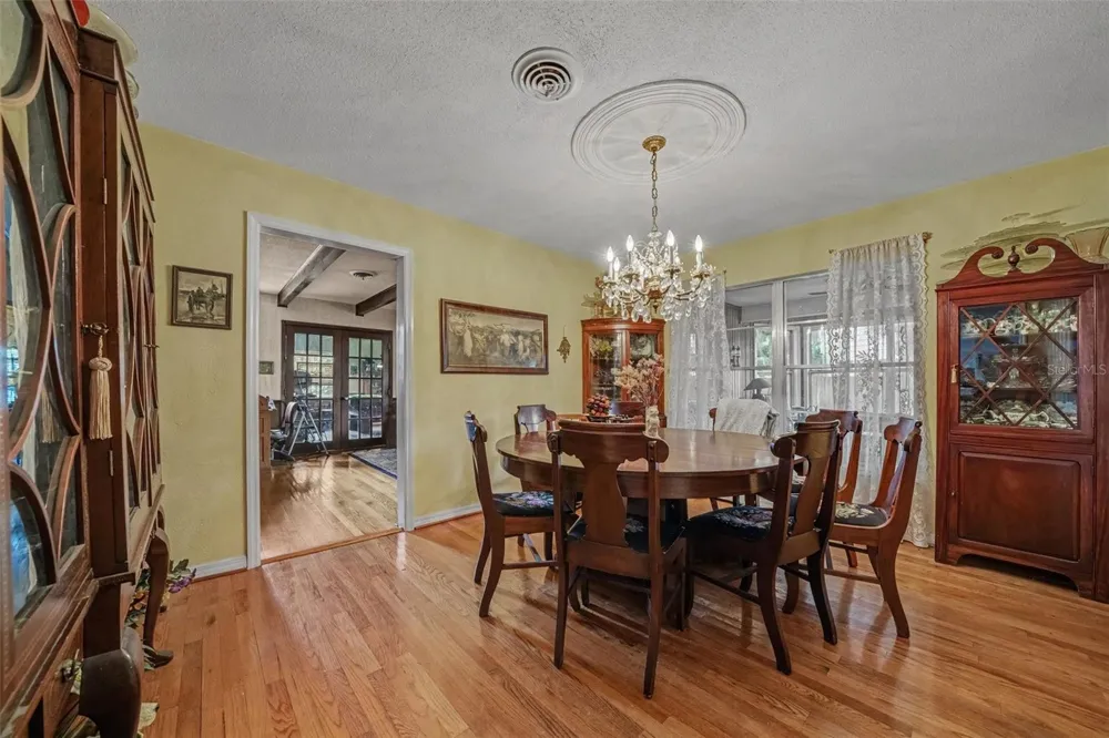 3018 CULLEN LAKE SHORE DRIVE Belle Isle, FL 32812