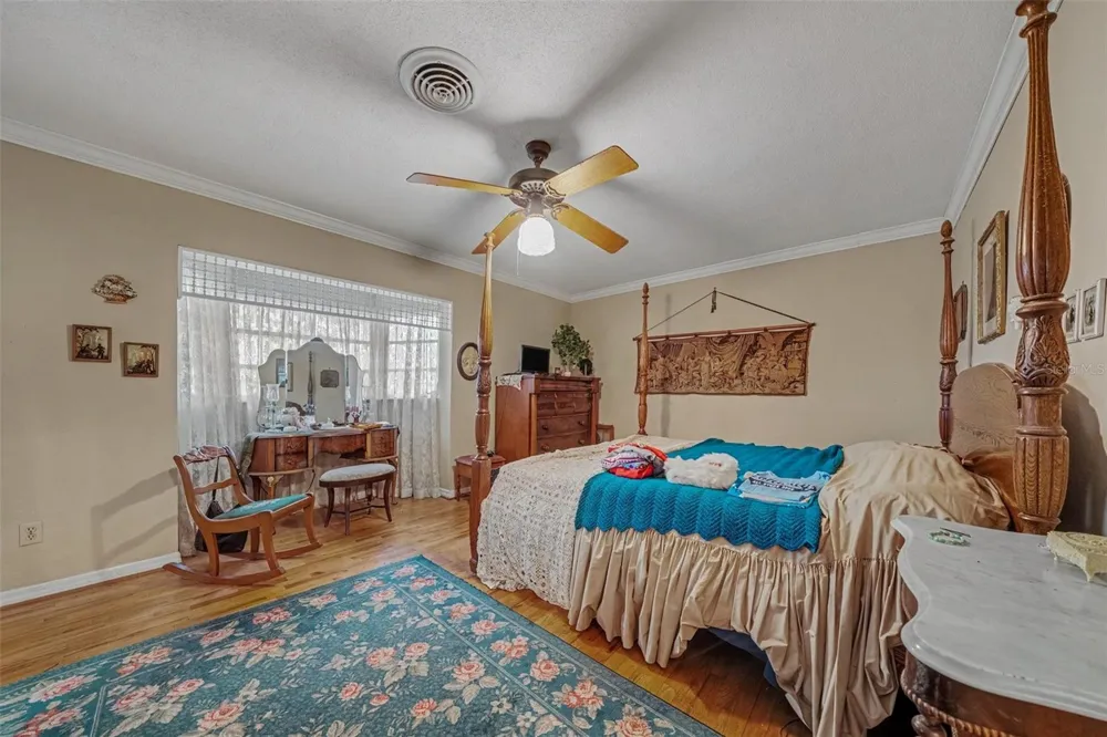 3018 CULLEN LAKE SHORE DRIVE Belle Isle, FL 32812