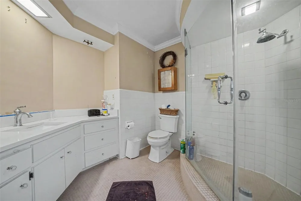 3018 CULLEN LAKE SHORE DRIVE Belle Isle, FL 32812