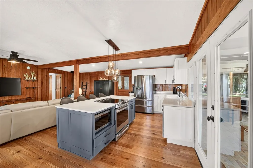 13122 E HIGHWAY 25 #14 Ocklawaha, FL 32179