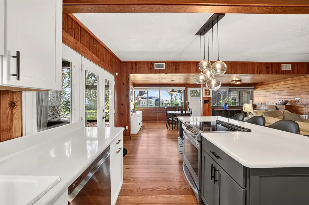 13122 E HIGHWAY 25 #14 Ocklawaha, FL 32179