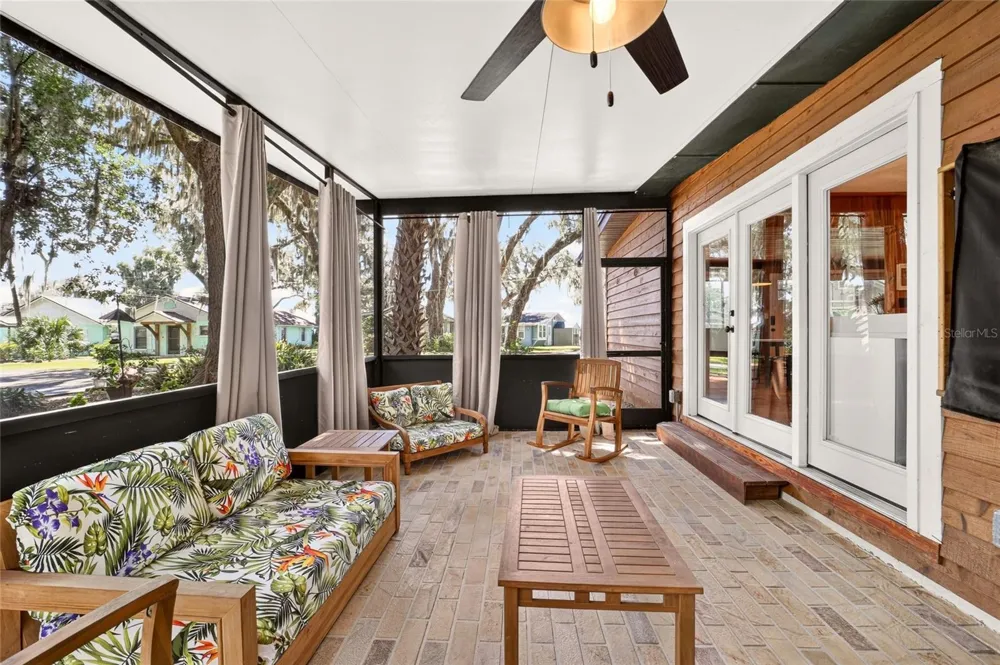 13122 E HIGHWAY 25 #14 Ocklawaha, FL 32179