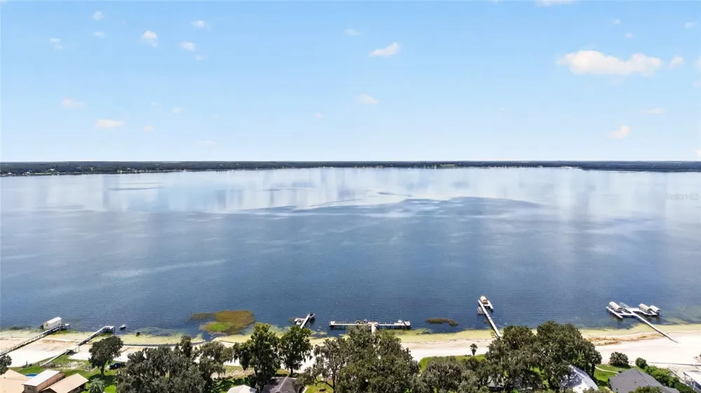 13122 E HIGHWAY 25 #14 Ocklawaha, FL 32179