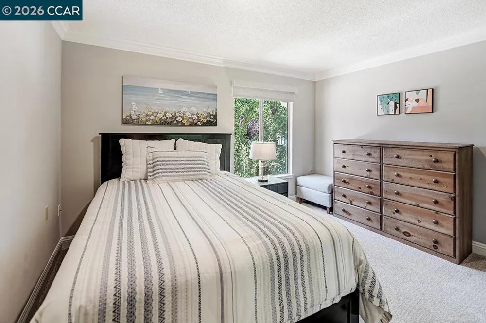 2716 Tice Creek #1 Walnut Creek, CA 94595