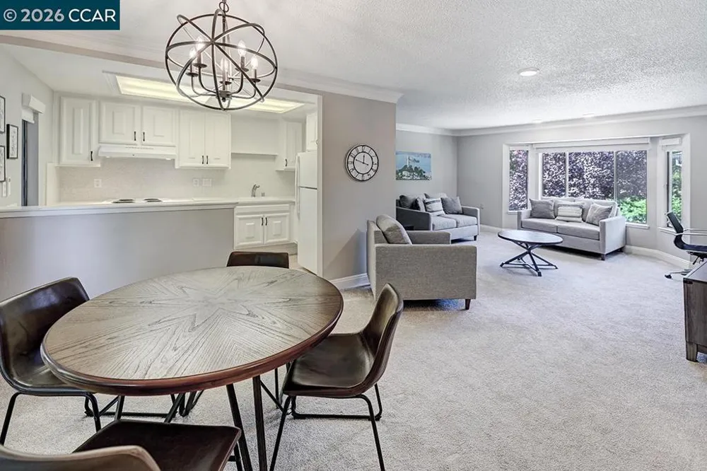 2716 Tice Creek #1 Walnut Creek, CA 94595