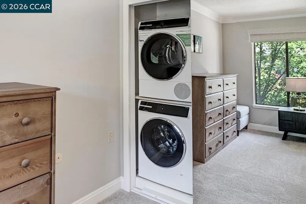 2716 Tice Creek #1 Walnut Creek, CA 94595
