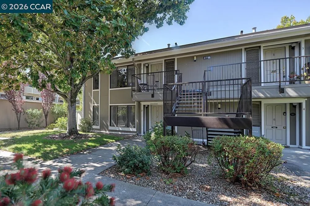 2716 Tice Creek #1 Walnut Creek, CA 94595