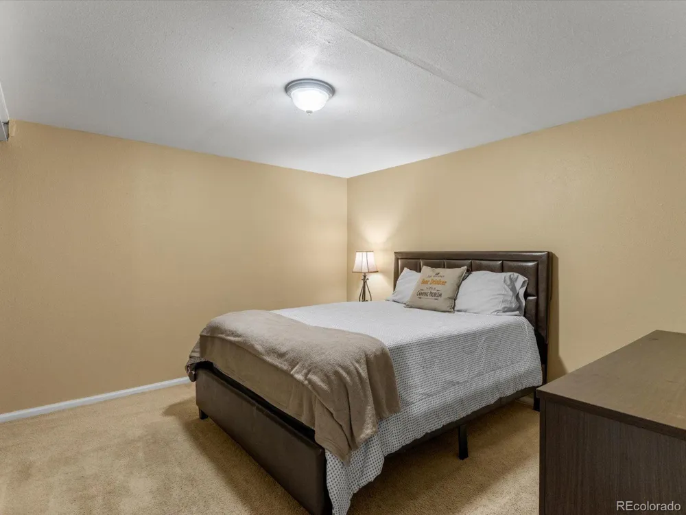 8621 Crescent Drive Westminster, CO 80031