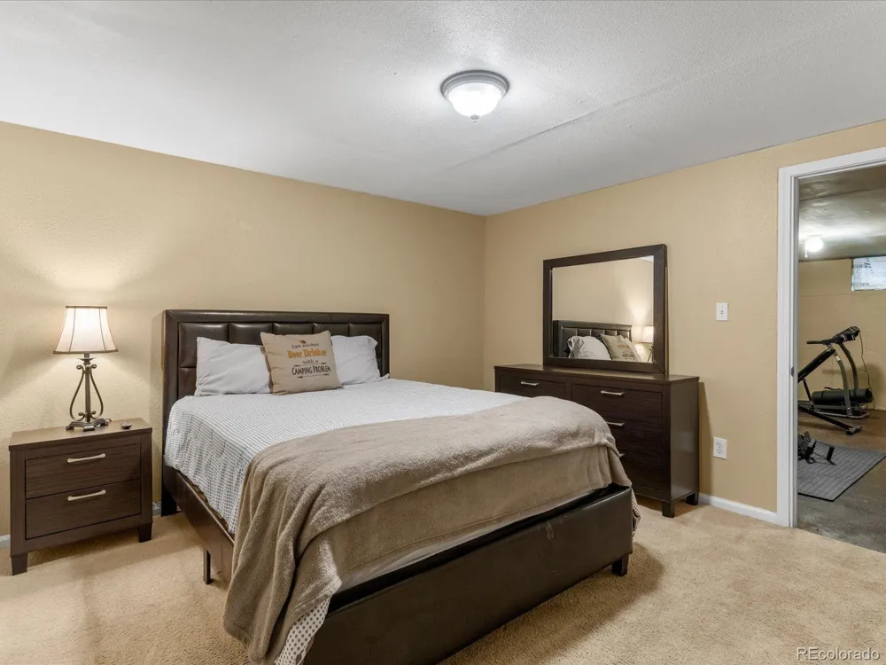 8621 Crescent Drive Westminster, CO 80031