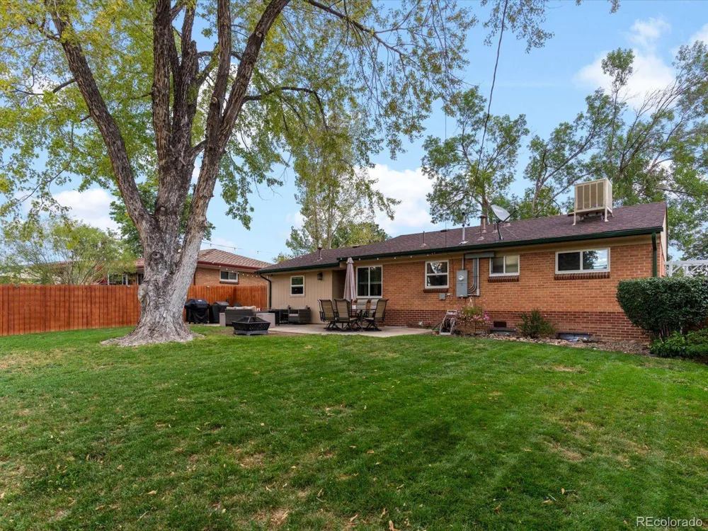 8621 Crescent Drive Westminster, CO 80031