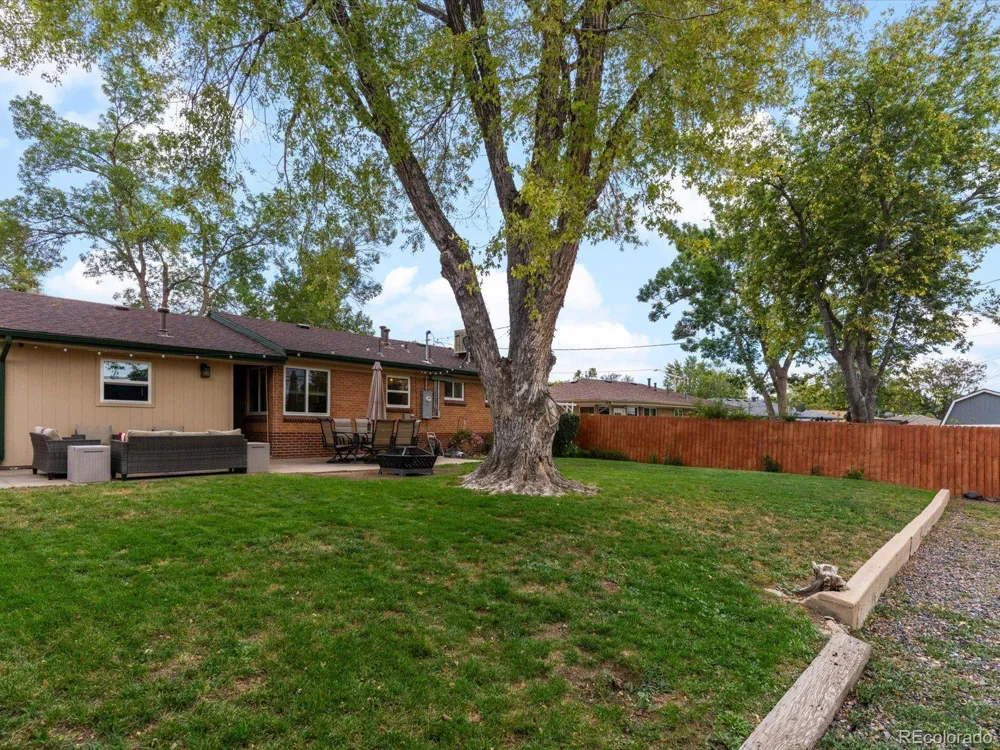 8621 Crescent Drive Westminster, CO 80031