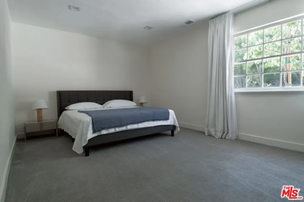1121 Beverly Drive Beverly Hills, CA 90210
