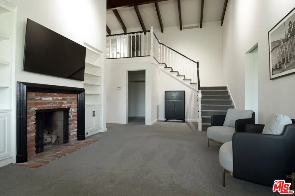1121 Beverly Drive Beverly Hills, CA 90210