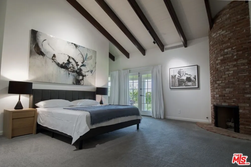 1121 Beverly Drive Beverly Hills, CA 90210