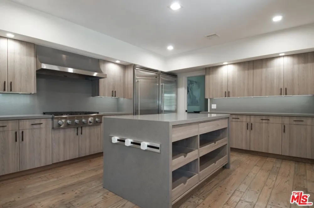 1121 Beverly Drive Beverly Hills, CA 90210