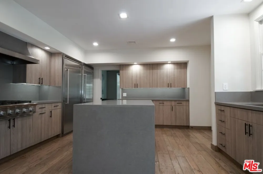 1121 Beverly Drive Beverly Hills, CA 90210
