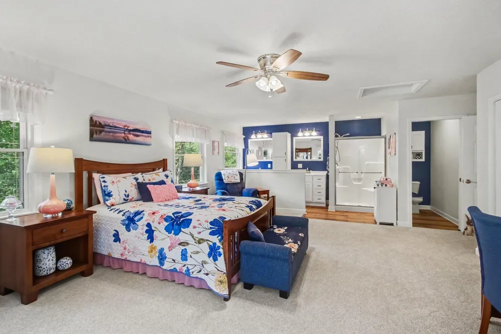 7145 Juniper Court Spring Lake, MI 49456