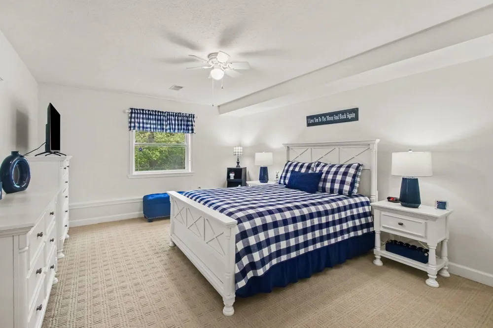 7145 Juniper Court Spring Lake, MI 49456