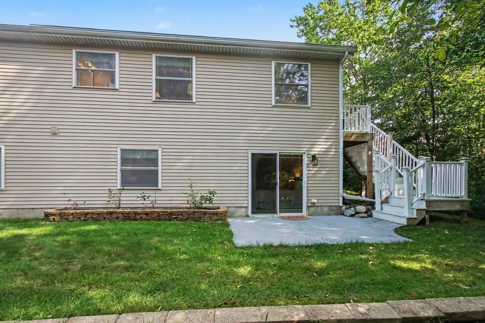 7145 Juniper Court Spring Lake, MI 49456