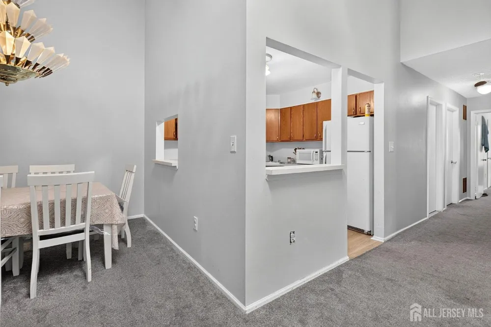 32 Crabapple Lane Franklin Twsp, NJ 08823