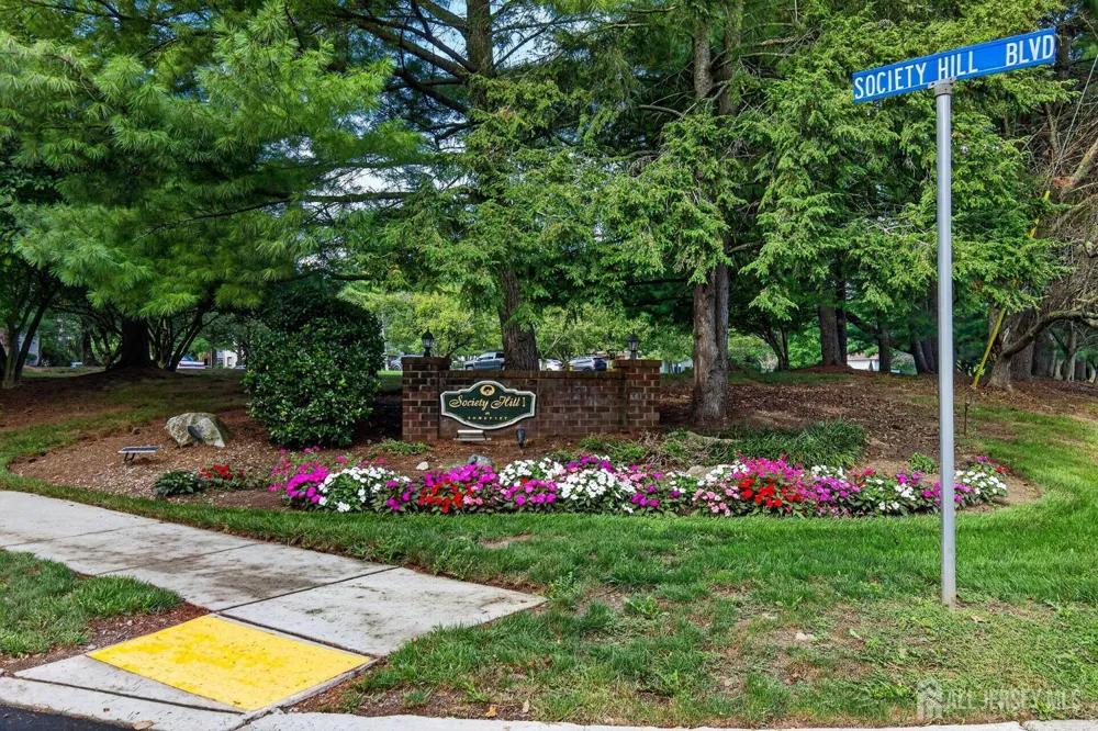 32 Crabapple Lane Franklin Twsp, NJ 08823