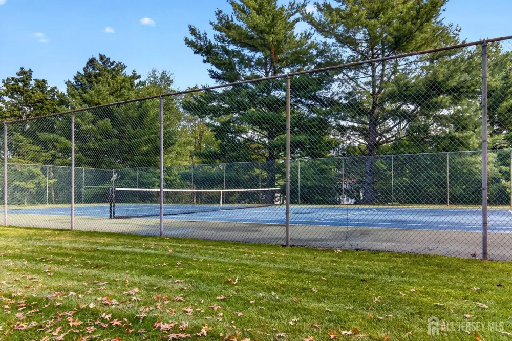 32 Crabapple Lane Franklin Twsp, NJ 08823