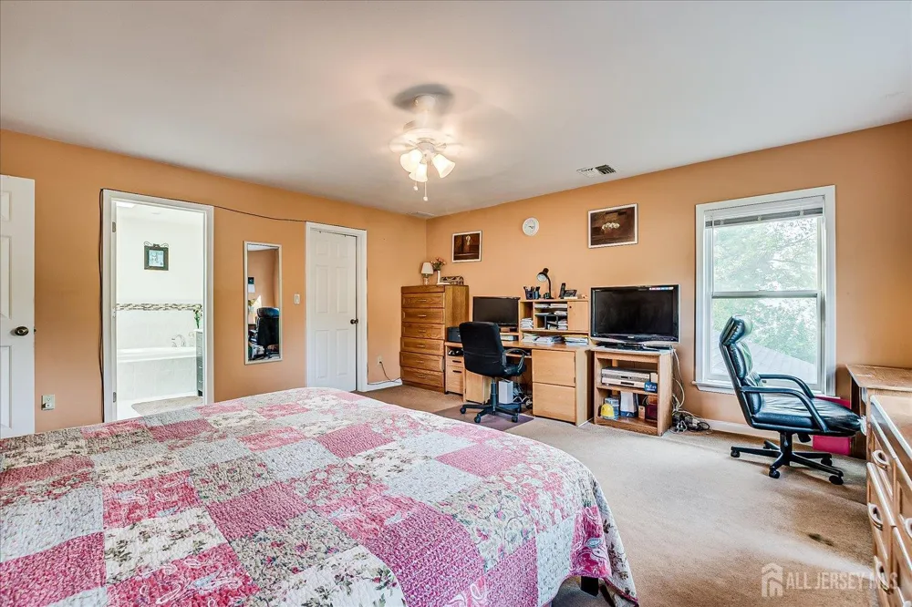 154 Dutton Street Franklin Twsp, NJ 08873